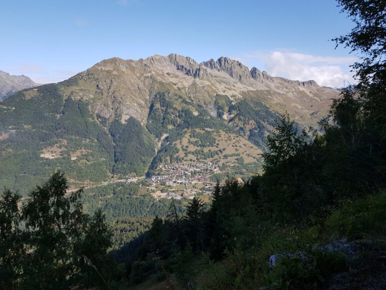 oz wanderung Blick nach Vaujany