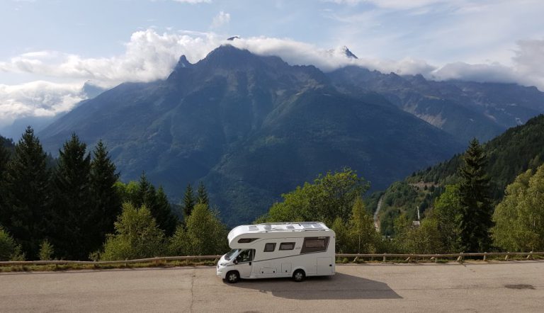 Read more about the article Mit dem Wohnmobil in Oz en Oisans