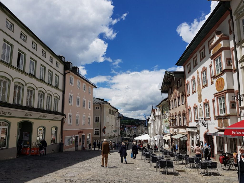 Am Alpenrand entlang