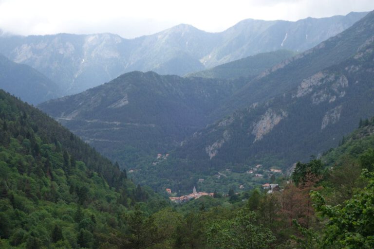 Blick ins Tal nach St-Martin-Vésubie