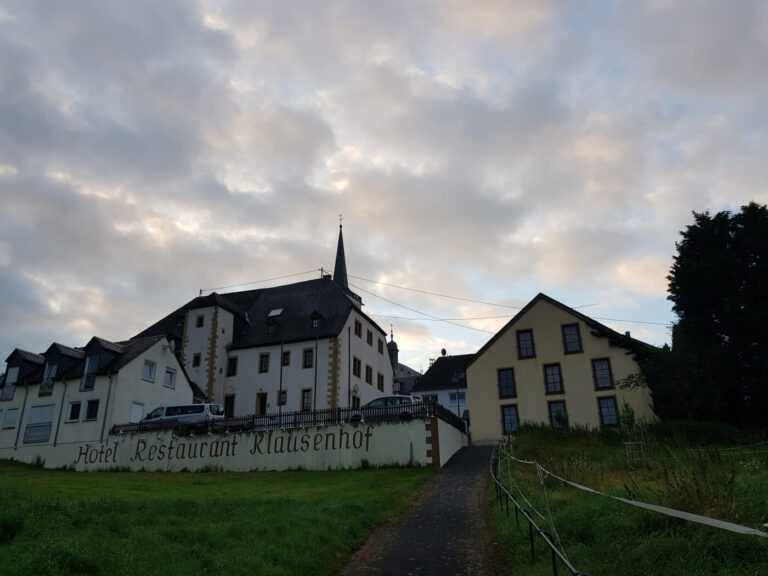 Blick vom Stellplatz in Klausen