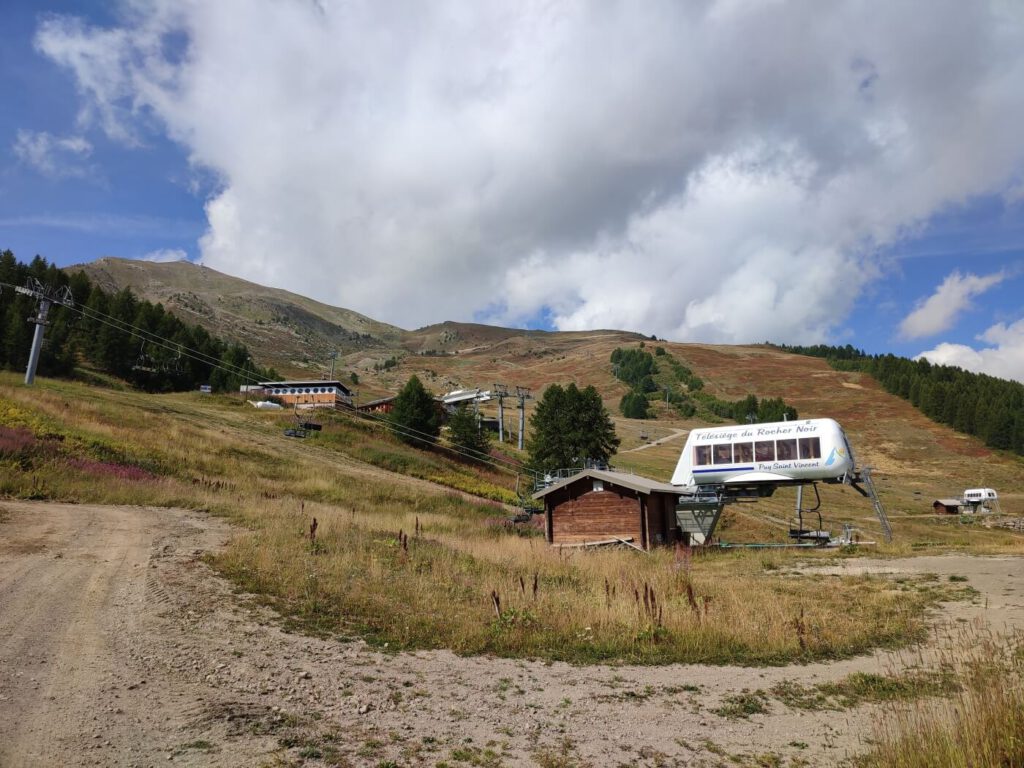 Wanderung zur Station 2000